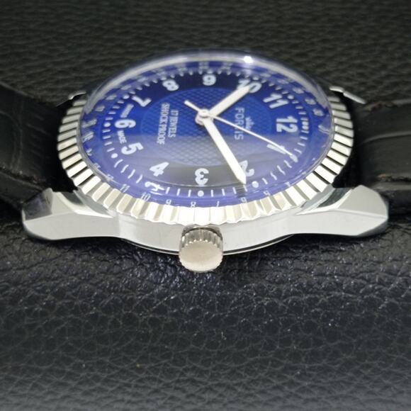 Vintage 1979 Fortis Manual Mens Silver Watch W/Leather Strap & Blue accents - Picture 5 of 9